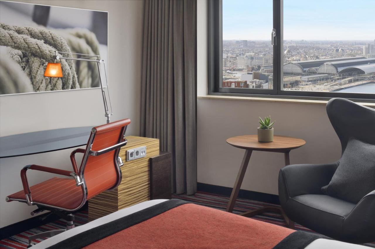 Classic Zimmer mit Kingsize-Bett und Aussicht