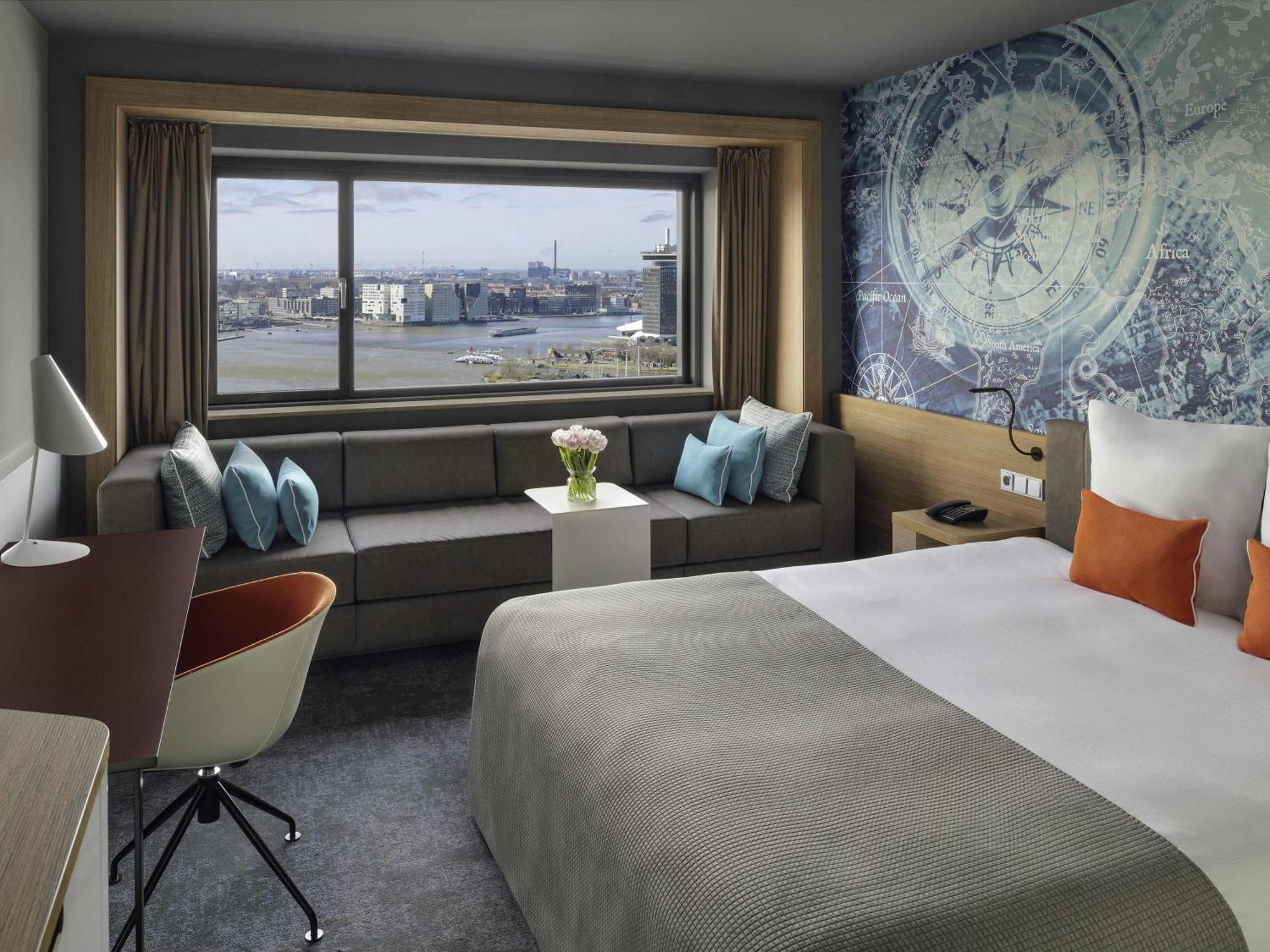 Superior Zimmer mit Kingsize-Bett